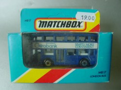 min17china-LondonBus-NationalGirobank-20230301 (1).jpg